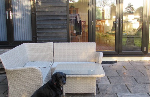 Norwich House | Owl Barn, Sisland - spacious apartment