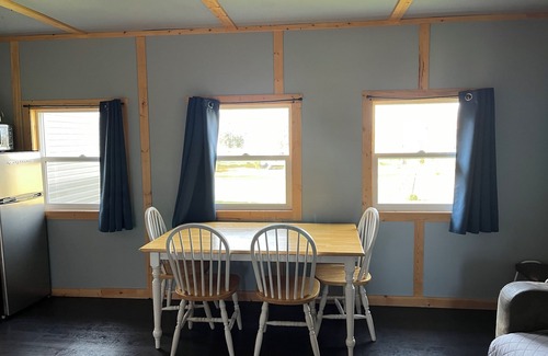 Onanole Cabin | Owl - Cabin at Sunset Bay