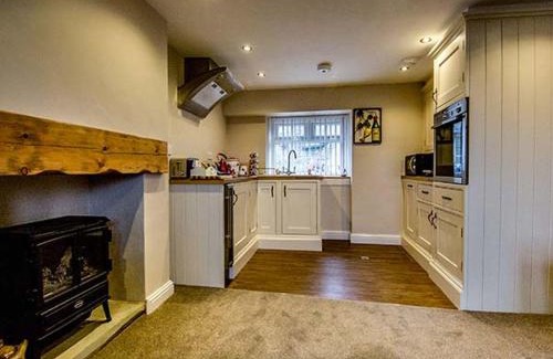 Haworth House | Owl Cottage