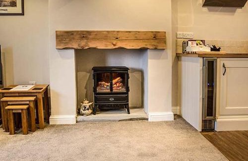 Haworth House | Owl Cottage