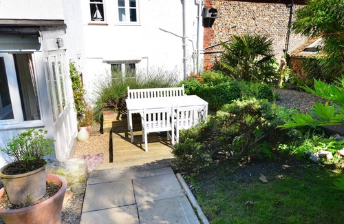 Little Walsingham House | Owl Cottage - Three Bedroom House, Sleeps 5