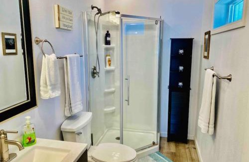 Ahwahnee House | Owl Nest Hot Tub Sleeps 3 Yosemite