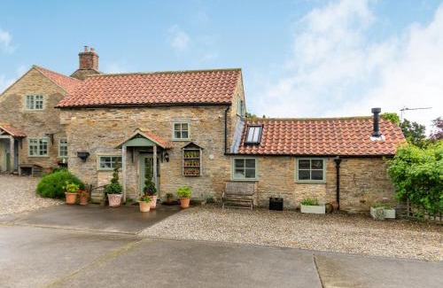 Scawton House | Owl's Nest