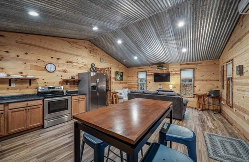 Fort Payne Cabin | Owl's Nest