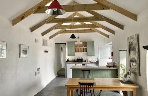 Newquay House | Owls Glide