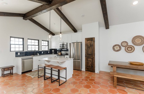 Nemo Resort | Owner's Suite - 3 Bedroom Casita