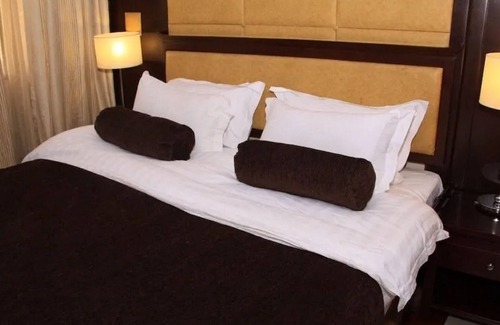 Ibadan Hotel | Owu Crown Hotel