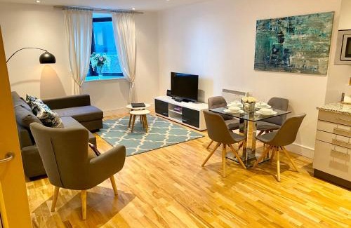 Oxford City Centre Apartment | Oxford Castle Apartment