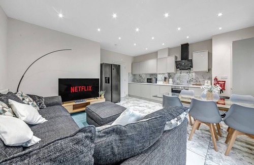 Cowley House | Oxford City Stay - Cowley House