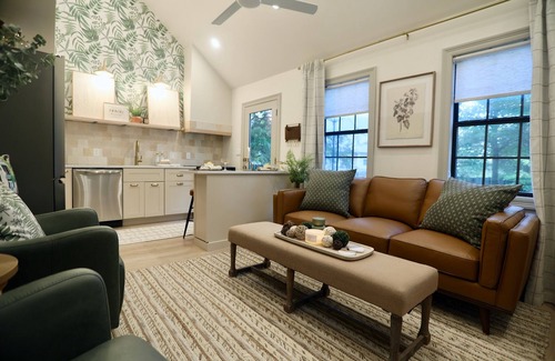 Oxford House | Oxford House + 2.6 miles to Ole Miss + King Beds