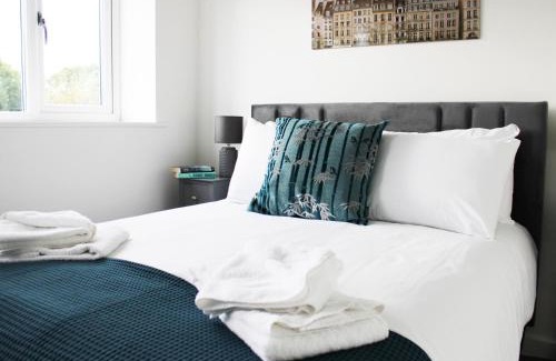 Yarnton Apartment | Oxford - Private House with Garden & Parking 14