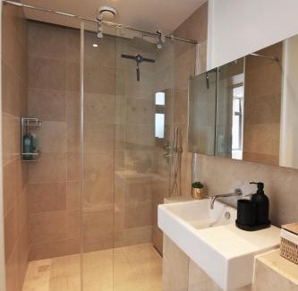 Soho Apartment | Oxford Street Luxurious 3 Bedroom Apartment