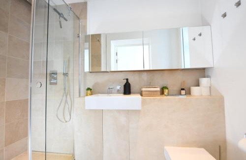 Soho Apartment | Oxford Street Luxurious 3 Bedroom Apartment