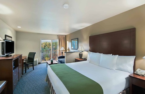 Buena Hotel | Oxford Suites Yakima