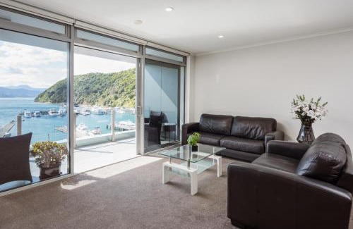 Picton Apartment | Oxleys Penthouse 506