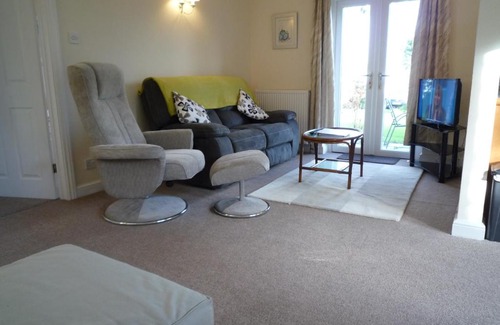 Dartmouth House | Oxton Cottage