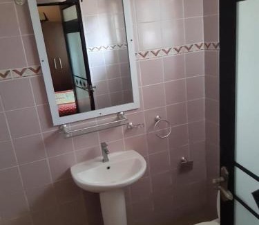 Oyibi House | Oyibi New furnished house - Charming 3 Bedroom