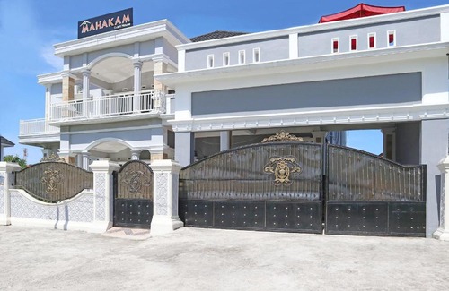 Padang Hotel | OYO 1326 Mahakam Guest House