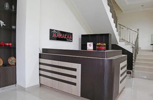 Padang Hotel | OYO 1326 Mahakam Guest House