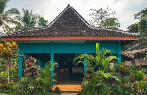 Tetebatu Hotel | OYO 1835 Surya Mandalika Hotel