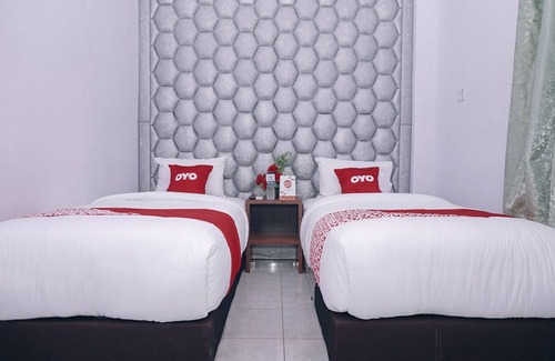 Tebing Tinggi Hotel | OYO 2044 Star Hill Inn Syariah