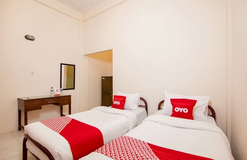 Rantauprapat Hotel | OYO 2069 Wisma Syariah Kampung Baru