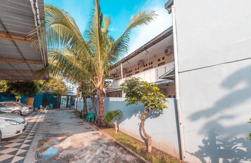 Serang Hotel | OYO 2137 D'colonel Residence Syariah