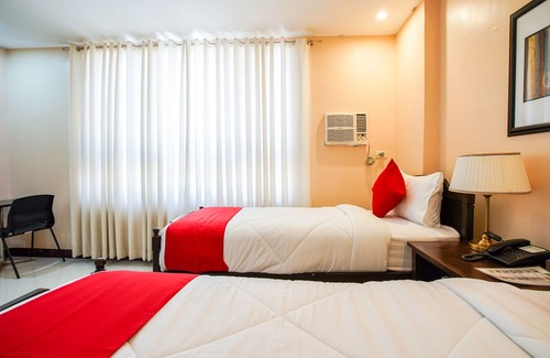 Pototan Hotel | OYO 236 Hotel Edmundo