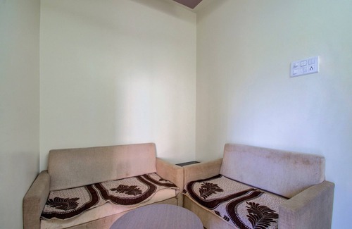 Amravati Hotel | OYO 24838 Hotel Neelam