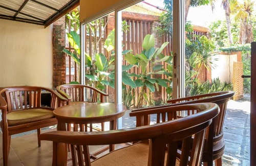 Denpasar Timur Hotel | OYO 2581 Ketut Smile