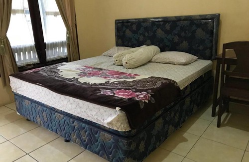 Java Hotel | OYO 2681 Pondok Mutiara
