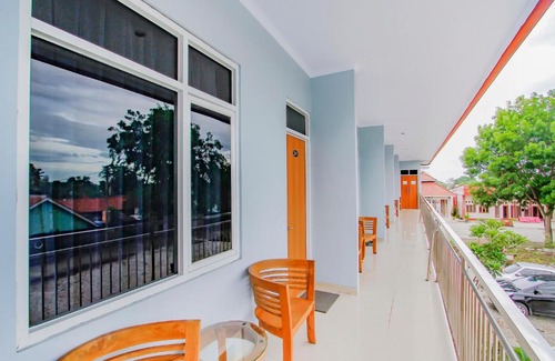 Serang Hotel | OYO 3277 Inayah Pkpri Hotel Syariah