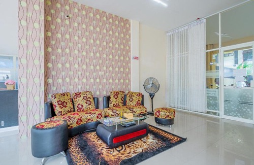 Lamongan Hotel | OYO 3434 Penginapan Keluarga Syariah