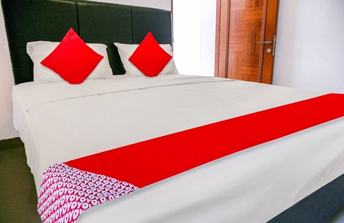 Pangkalpinang Hotel | OYO 3438 Pasir Padi Inn Syariah