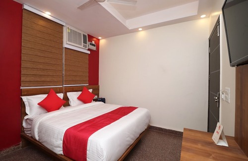 South West Hotel | OYO 36848 Embellish Inn