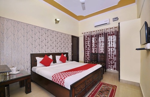 Dehradun Hotel | OYO 4069 Morning Star