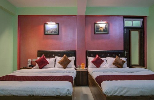 Darjeeling Hotel | OYO 4547 Himalayan Gateway Residency