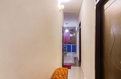 Thanesar Hotel | OYO 48304 Hotel Moon Lite
