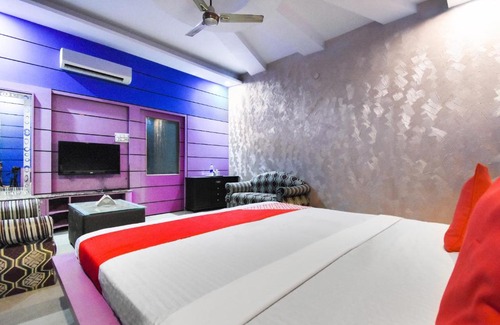 Thanesar Hotel | OYO 49414 Hotel Yuvraj Residency