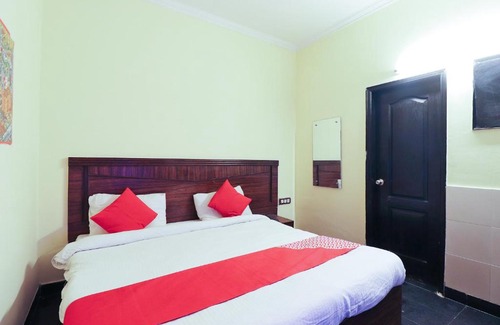 Sector-12A Hotel | OYO 49576 Hotel Divine