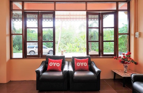 Trang Apartment | OYO 588 Rose In Mansion