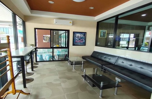 Ang Thong Hotel | OYO 75504 Ratchapruek Apartment Angthong