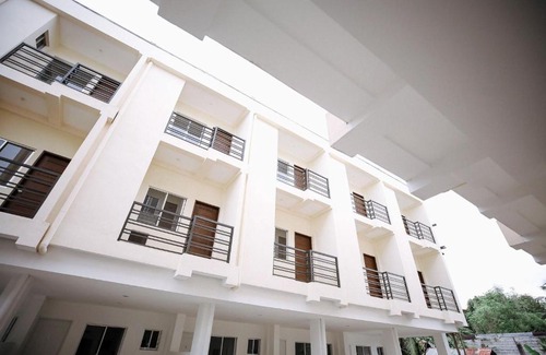 Bantud Hacienda Hotel | OYO 789 Abn Residences