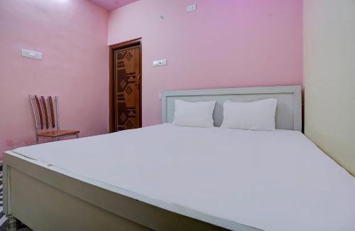 Bela Hotel | OYO 82441 GRAND PALACE