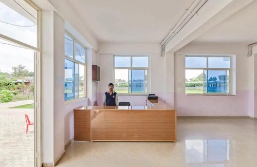 Shivpuri Hotel | OYO 87955 Siya Hotel
