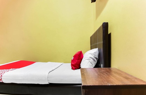 Nilai Hotel | OYO 89406 Lucky Budget Hotel