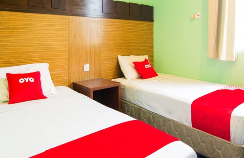 Keningau Hotel | OYO 89408 Royal Hotel