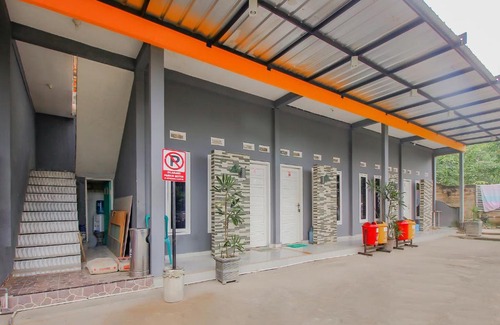Prabumulih Hotel | OYO 90054 Wisma Arafah Syariah