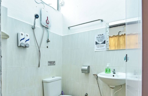 Baling Hotel | OYO 90734 Tata Inn Hotel