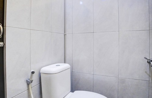 Tebing Tinggi Hotel | OYO 90773 Shine Guest House Syariah
